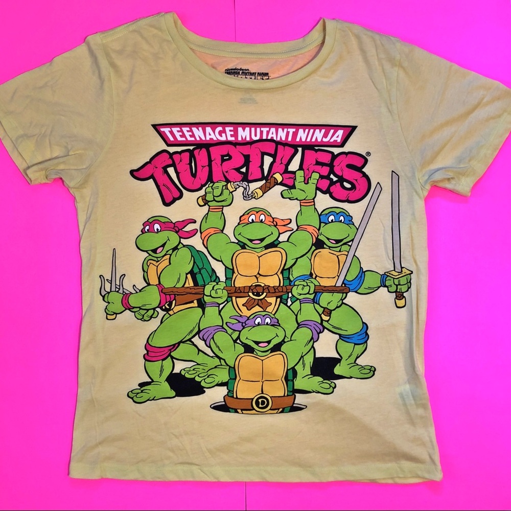 Ninja turtles t shirt, size large
